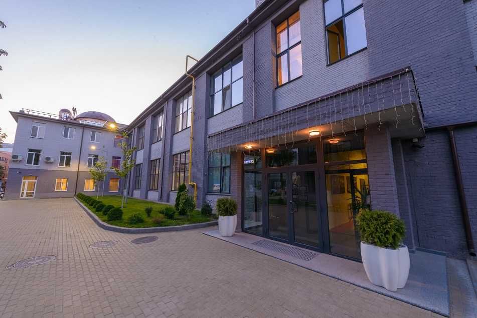 Оренда офісу 565 м2, БЦ Лагода, паркинг, метро, без комісії, опалення