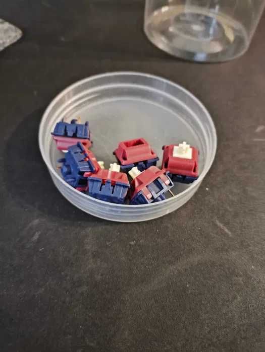 Кастомна клавіатура Fl Esports MK750 з Gateron Quinn