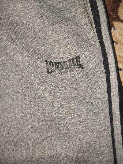 Короткі Штани lonsdale