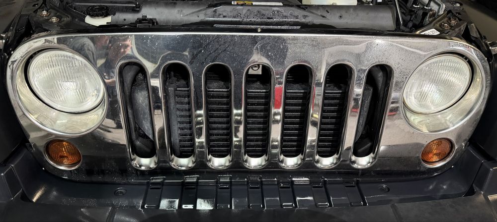 Grelha e mata vacas em cromado para jeep wrangler Jk