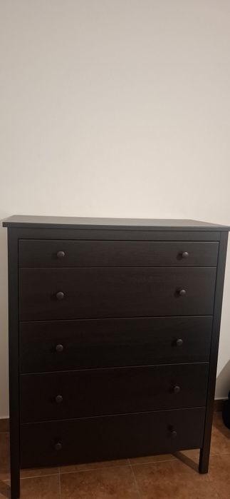 Cómoda IKEA HEMNES castanho escuro/preto – 90x44x114 cm