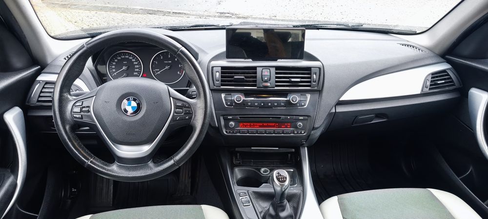 Bmw 116D Sport 115 cv Ano 2012 ( Full Led pack M )