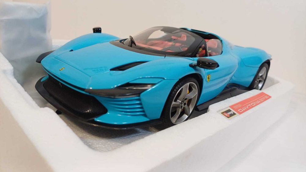 1/18 Ferrari Daytona SP3 az - Bburago Signature