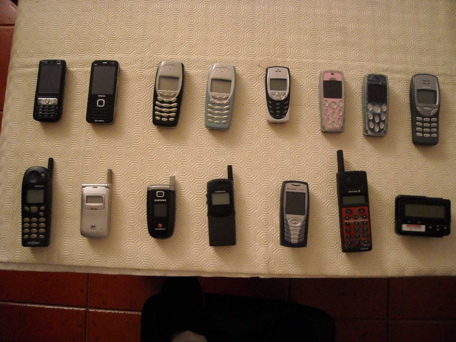 Mobile Phones, Adapters, Chargers, Transformers, Headphones64740811360386121