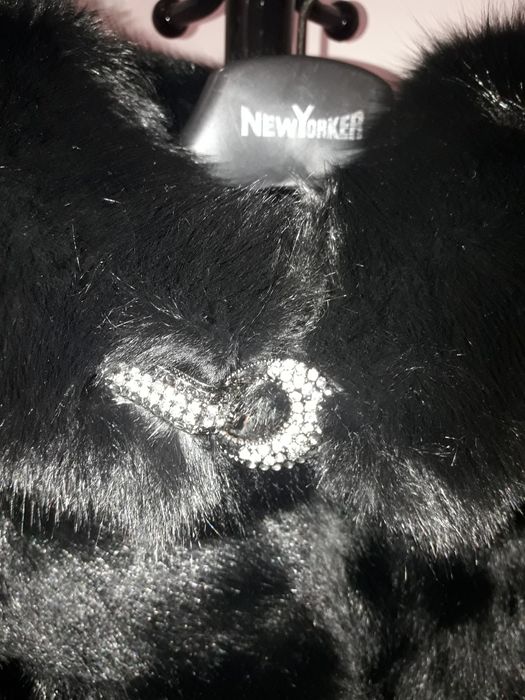 Шуба - халат с тосканы с песцовым капюшоном. 46-48р.