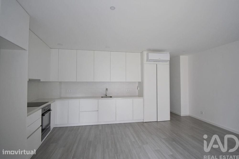Apartamento T2 em Miranda do Corvo de 52 m2
