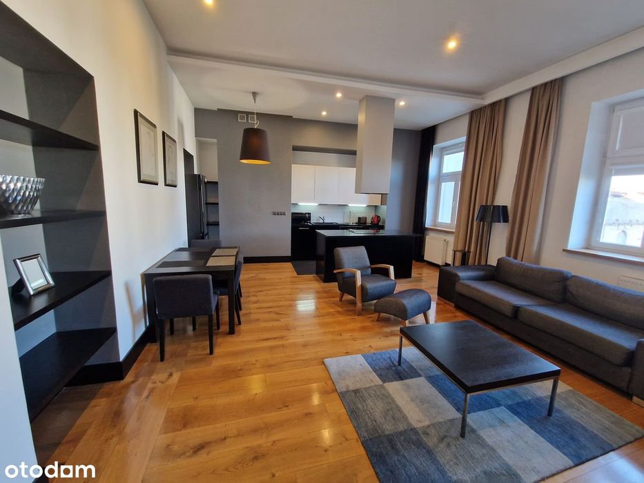 Apartament 2 pokoje, z miejscem parkingowym - Stare Miasto
