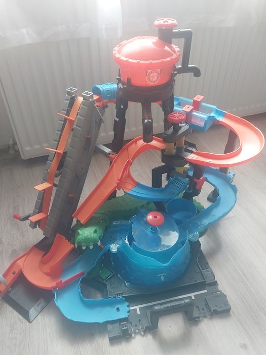 Sprzedam tor Hot Weels