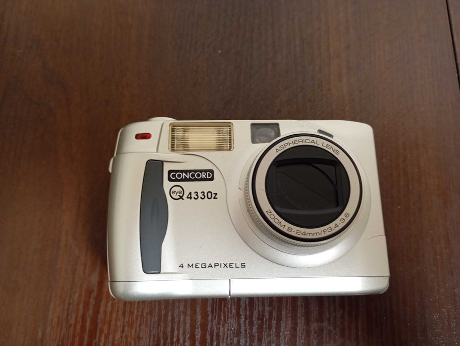 Цифровий фотоапарат Concord Eye-Q 4330z