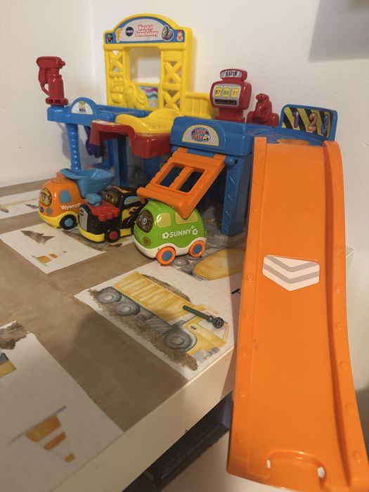 Vtech warsztat samochodowy Tut tut autka