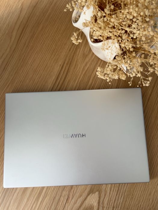 Huawei MateBook D14 14” | Ryzen 5 | 8GB RAM | SSD 512GB