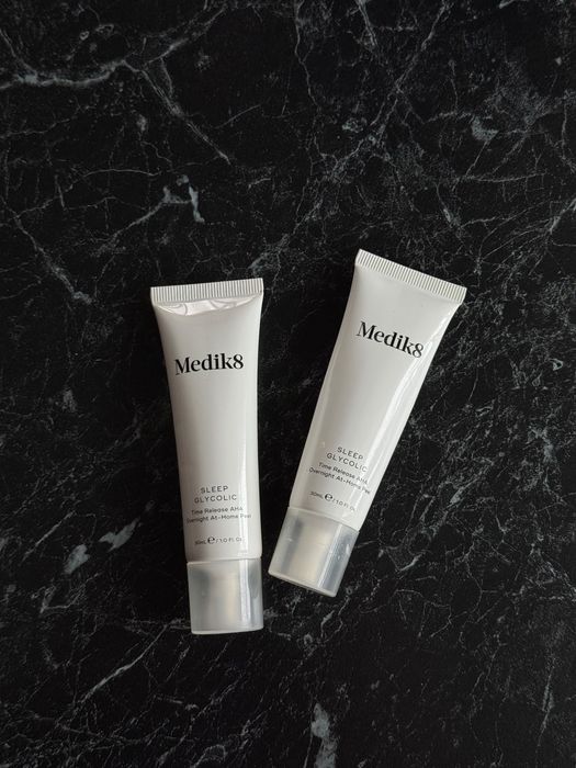 сыворотка с АНА medik8 для пилинга в домашних условиях Sleep Glycolic
