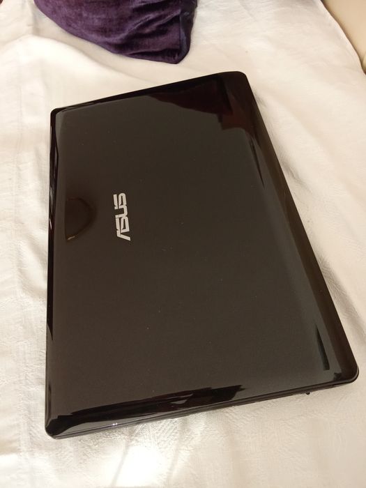 ASUS Laptop - Broken504551488168939520