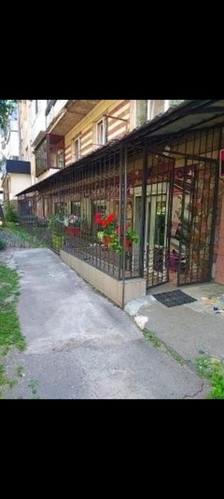 Продам фасадне приміщення вул. Богоявленська