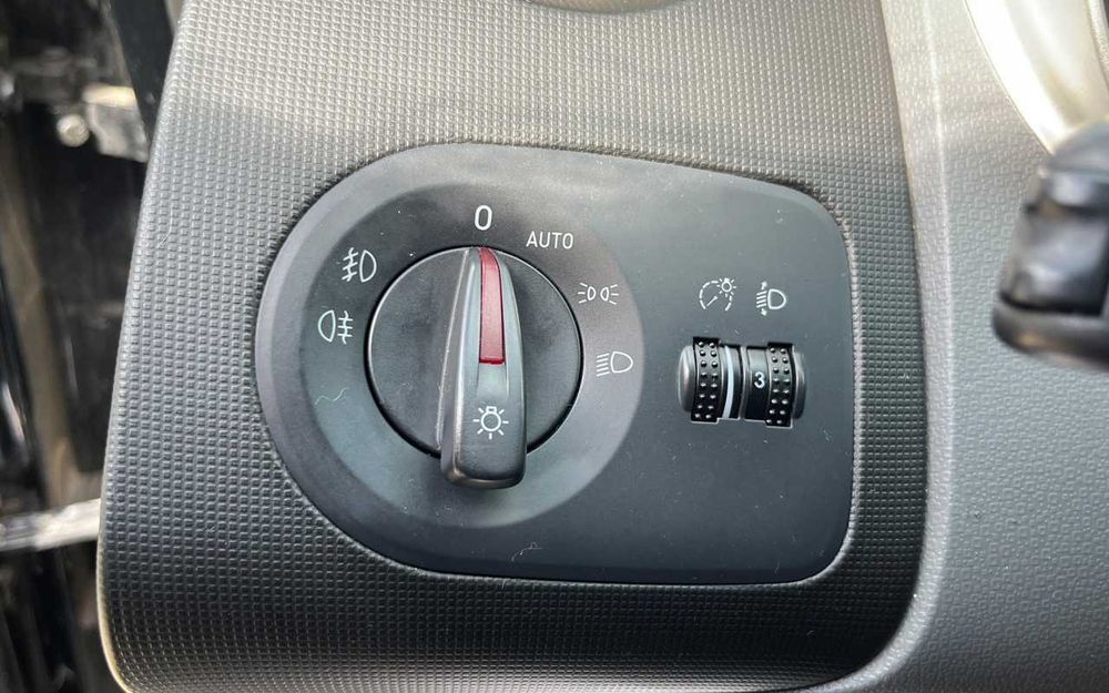 Seat Ibiza 2011 року