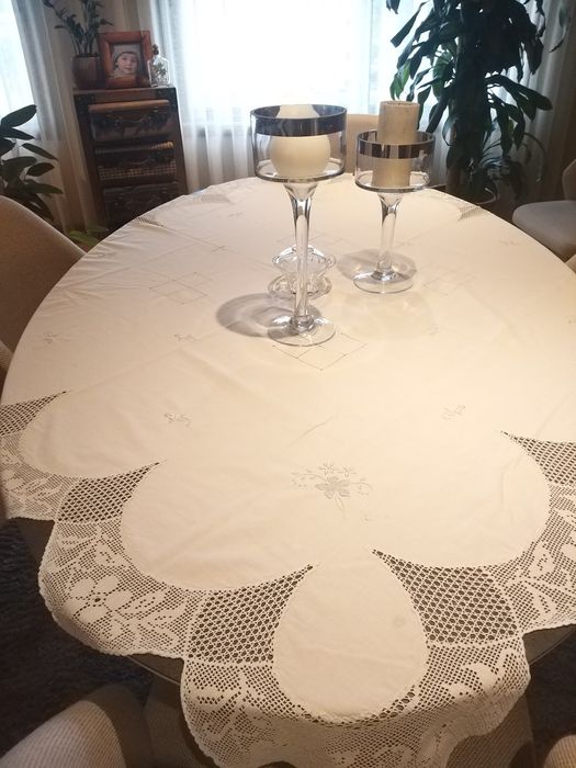 Toalha com aplicação de renda e bordada (negociavel)64284082713089120