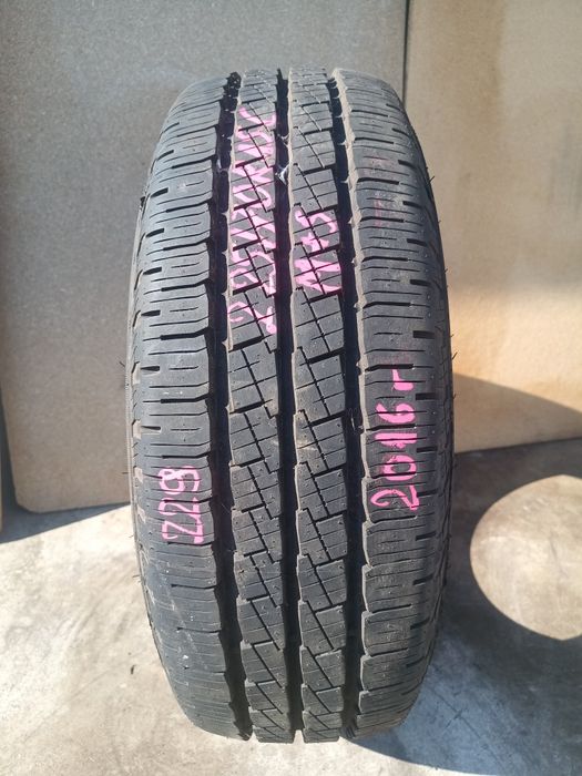225/70R16C Pirelli