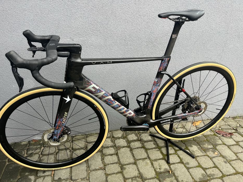 Rower szosowy Factor OSTRO VAM 2 54cm