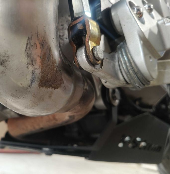 Obniżenie podnóżków Suzuki V Strom DL 650 DL 1000 KLV 1000