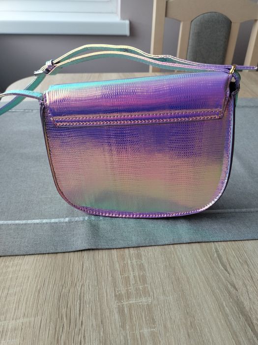 Torebka z mieniącym połyskiem