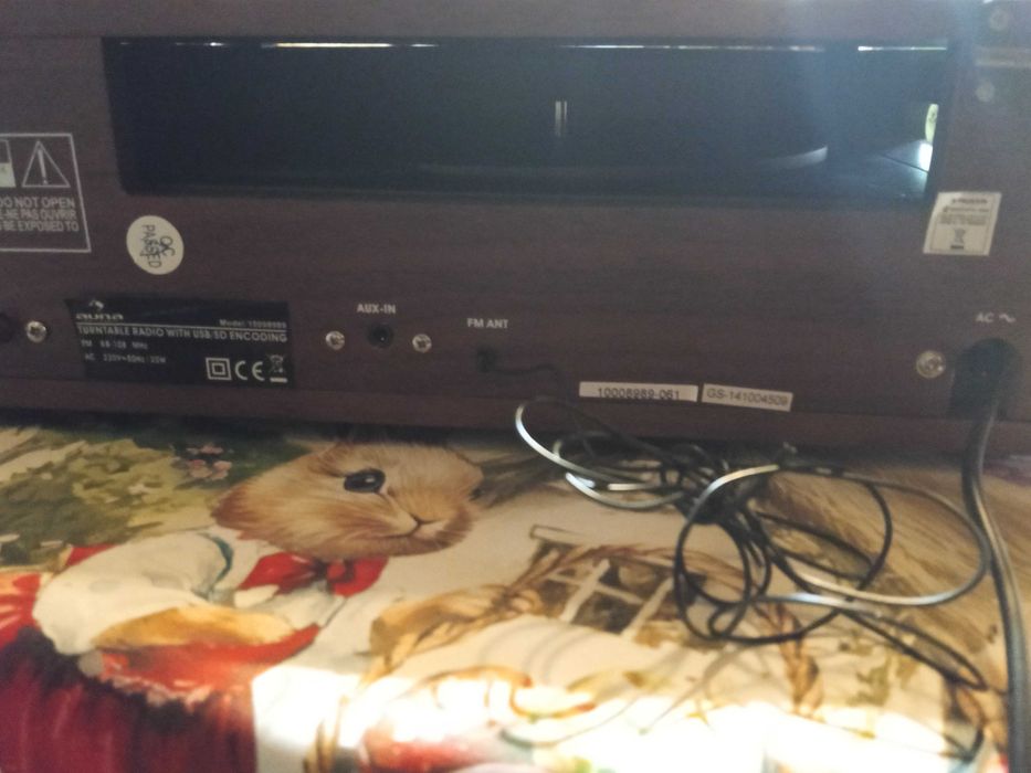 Gramofon Auna TT-92W z radiem