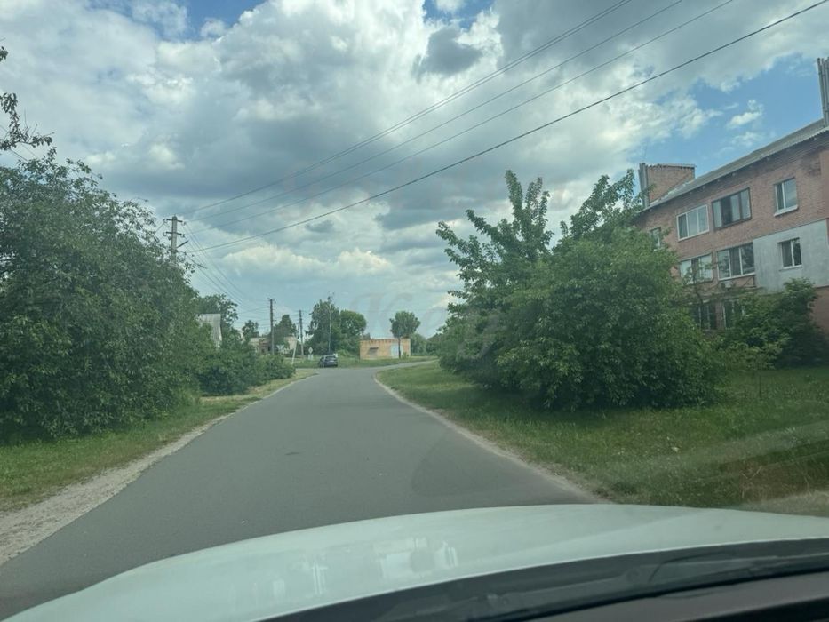 Продам Земельну Ділянку 12сотих,10КВТ електроенергіі,с.Іванків,ЦЕНТР