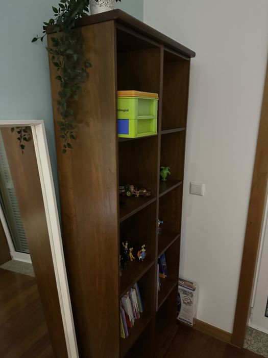 Conjunto moveis quarto madeira maciça Cerne vendo separado