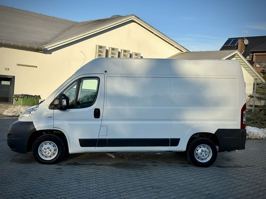 Wypożyczalnia samochodów dostawczych * Wynajem Busa