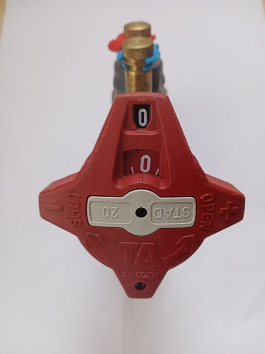 Балансувальні  клапана Honeywell 1/2 та Hydronics Stad 1/4 та 3/4.