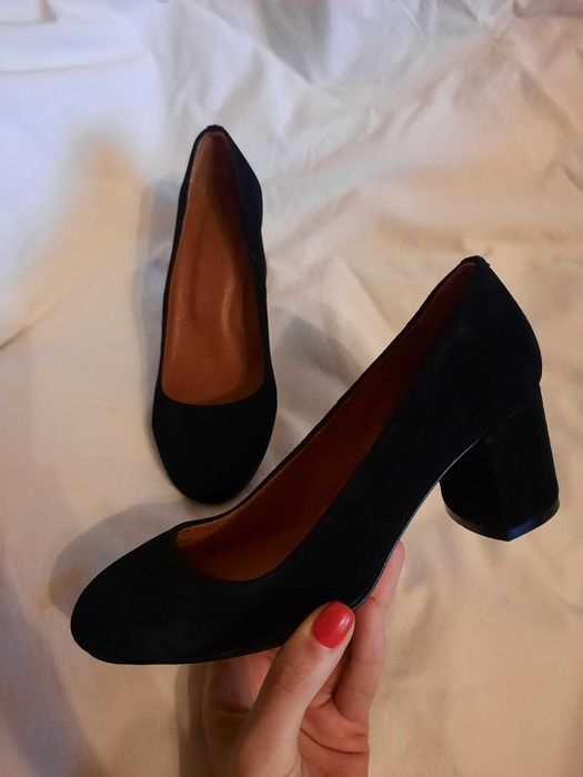 Классические замшевый туфли на удобном каблуке 6см