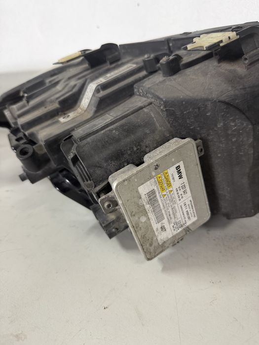 Oticas Farois Bi xenon E90 E91 LCI BMW