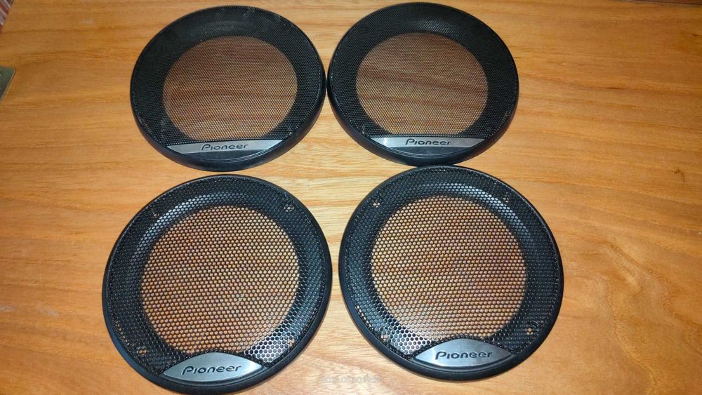 Maskownice Pioneer nowe 4 sztuki