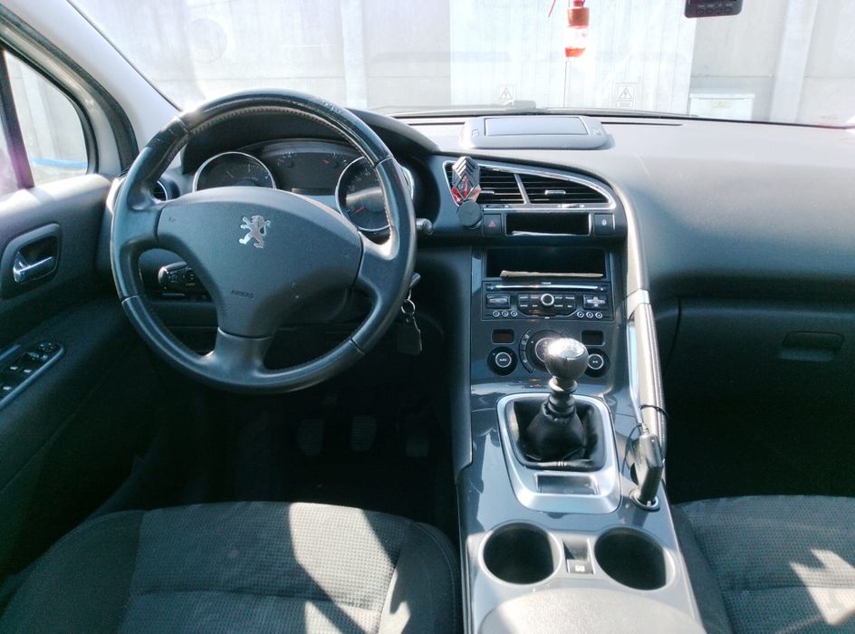 Peugot 3008 2010 rok