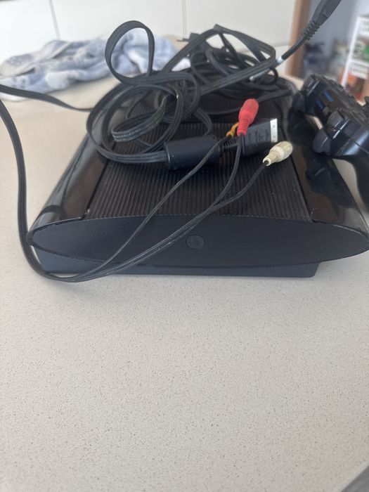 Playstation 3 Slim 12 GB e 1 Dualshock