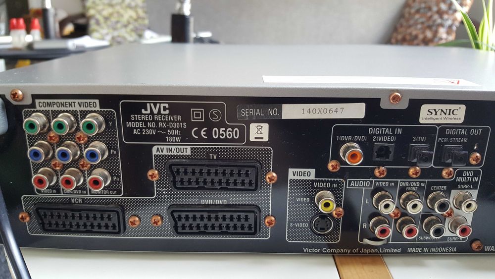 Amplituner JVC RX-D301S