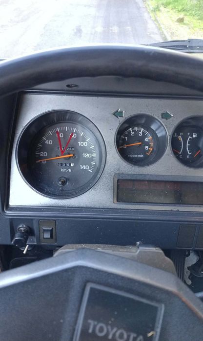 Toyota Dyna 250 ano 1986