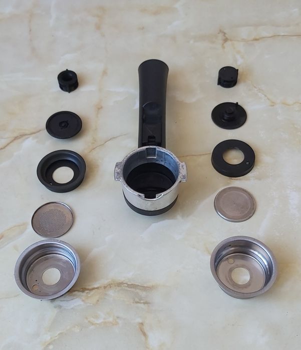 Рожок (холдер) от кофеварки   Delonghi 155