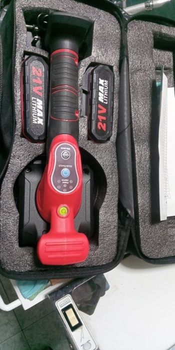 Máquina vibratoria para Ladrilhos ,azulejos ,granito