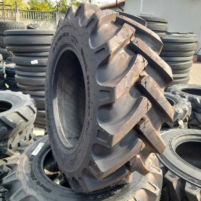 Opona 10.0/75-15.3 10PR PGX Work Master Galaxy opona napędowa