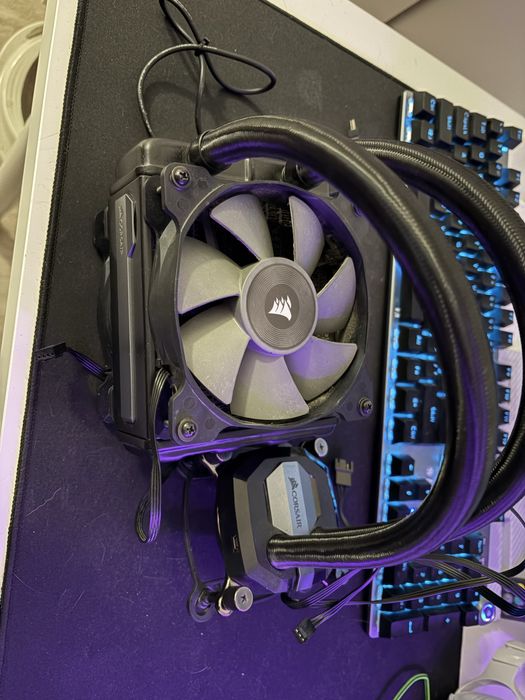 Chłodzenie Wodne AIO Corsair H80i