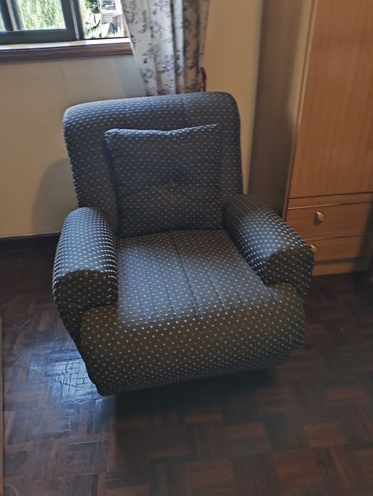 Poltrona em tecido