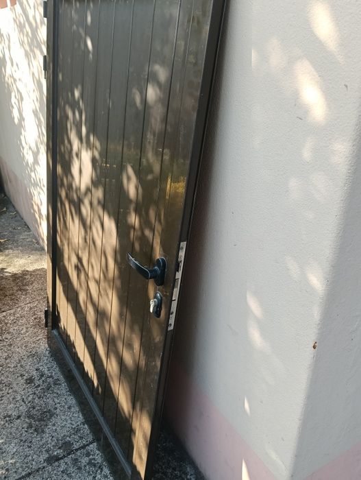 Portão de alumínio