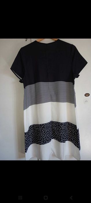 Vestido fresco e fluído, preto e branco - S - Local