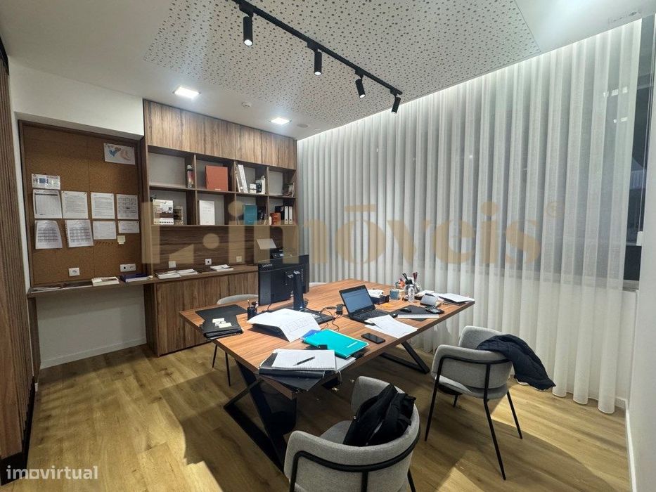 Trespassa-Se Escritório Totalmente Equipado, Centro De Felgueiras