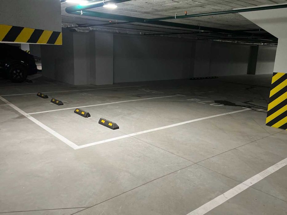 Оренда паркінг ЖК White Lines 18 м2