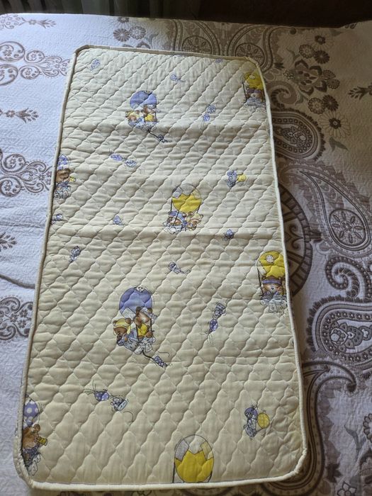 Матрац на дитяче ліжечко, одяг