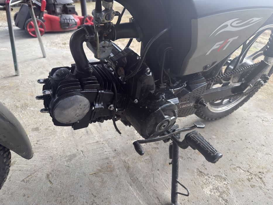 Мотор  125 кубів