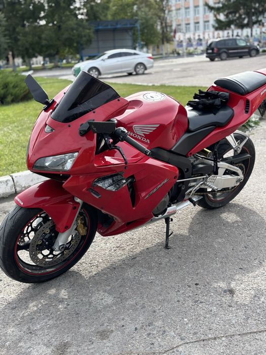 Продам пластик Honda CBR600rr