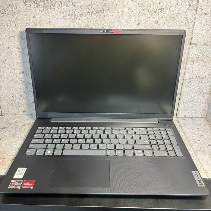 Laptop LENOVO V15 G4 AMN CPU: R5 7520 RAM 8GB SSD 512GB | NOWY |