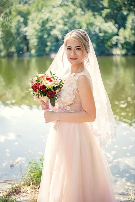 Весільна (вечірня) сукня